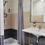 Logis Le Richelieu - Royan Atlantique Hotel