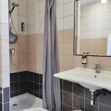 Logis Le Richelieu - Royan Atlantique Hotel