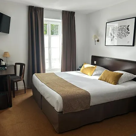 Hotel Logis Le Richelieu - Royan Atlantique Saujon