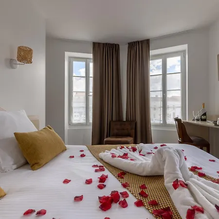 Logis Le Richelieu - Royan Atlantique 호텔