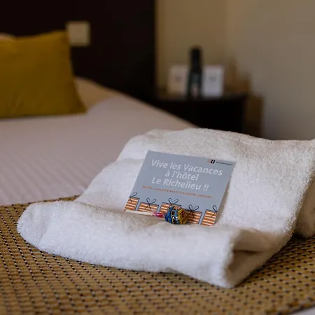Logis Le Richelieu - Royan Atlantique 3* Saujon