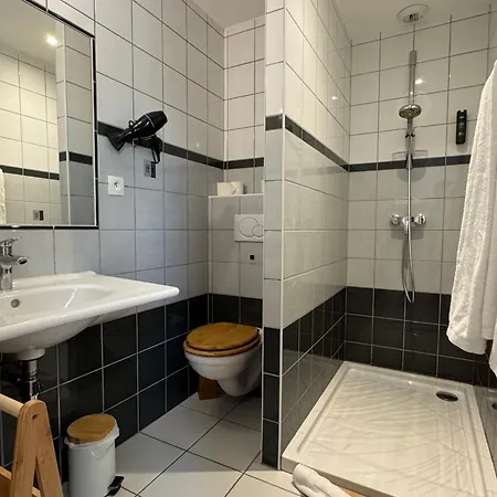 Logis Le Richelieu - Royan Atlantique 3*