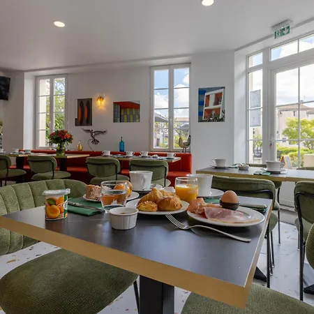 Hotel Logis Le Richelieu - Royan Atlantique 3*