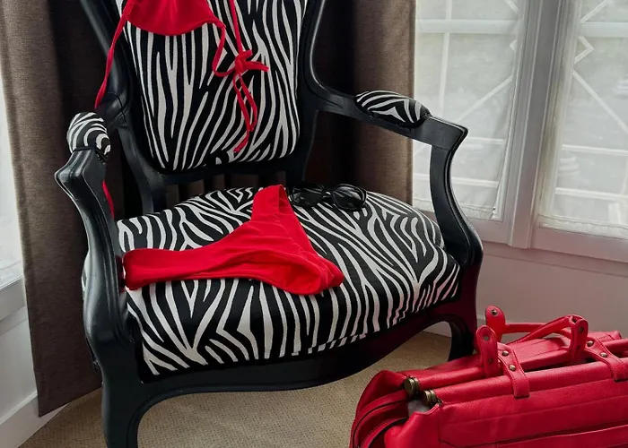 Logis Le Richelieu - Royan Atlantique ホテル