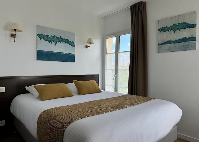 Logis Le Richelieu - Royan Atlantique ホテル ソジョン