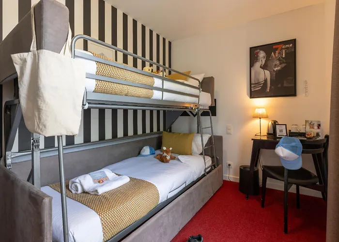 ホテル Logis Le Richelieu - Royan Atlantique