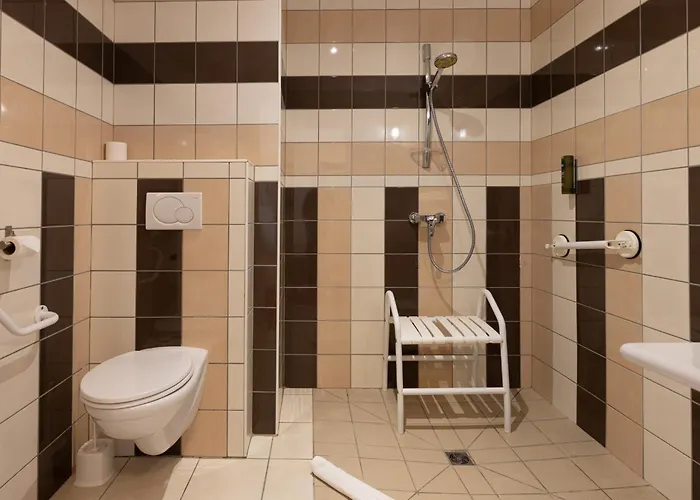 Logis Le Richelieu - Royan Atlantique ホテル ソジョン